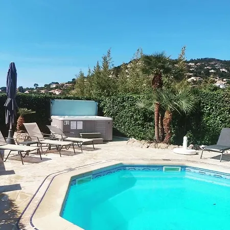 Pensionat Plein Sud Piscine Climatisation Parking Prive Calme Et Detente 4*
